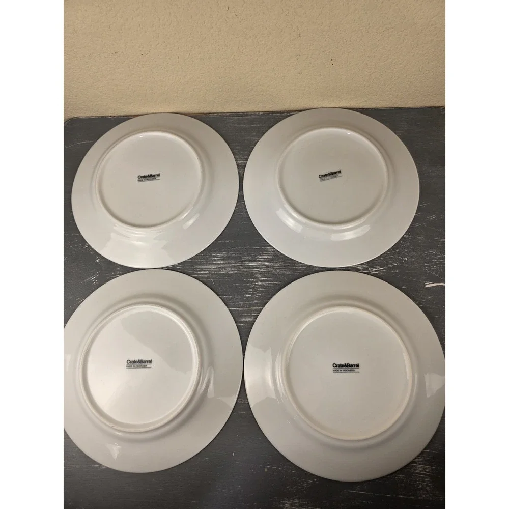 4 Crate & Barrel Aspen White 8 3/8